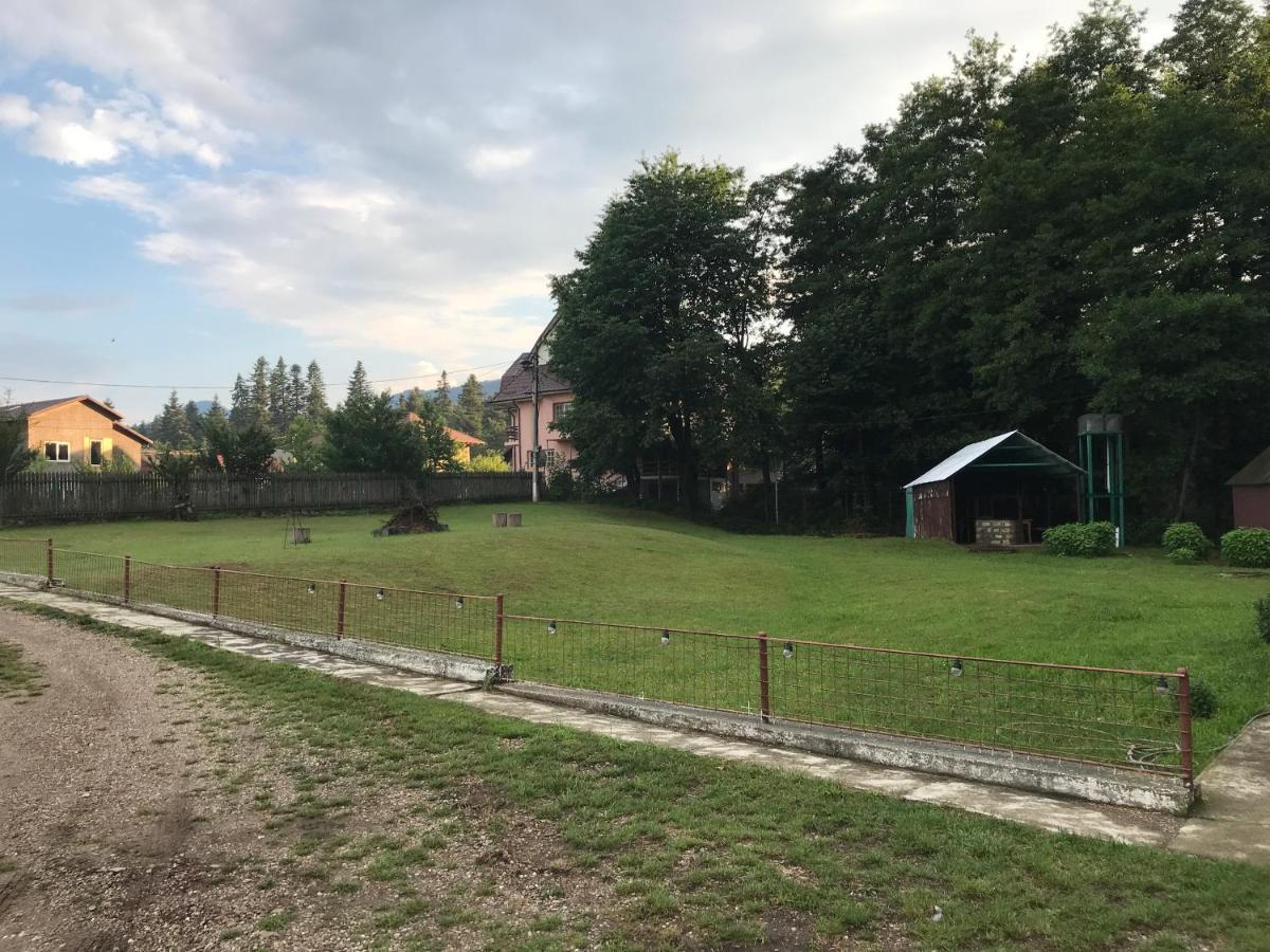 Хостел Casa Postolache Совежа Экстерьер фото